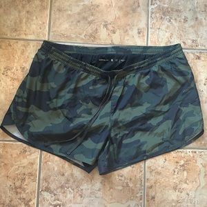 Old Navy Camo Dolphin Hem Shorts